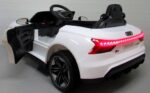 AUDI E-Tron GT auto s diaľkovým ovládaním, biele EVA kožené auto s lítium-iónovou batériou – Obrázok 11